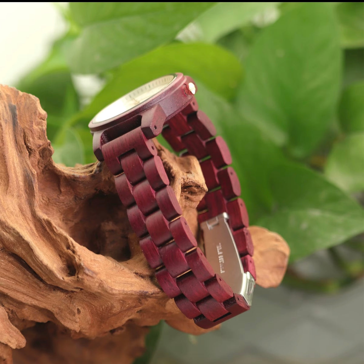 Montre Élégance Bordeaux & Rose Fuchsia – Style Naturel et Prestige
